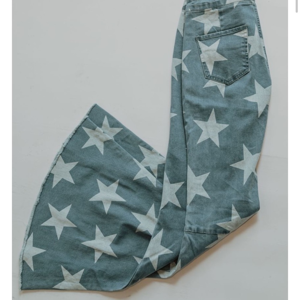Star Flare Jeans